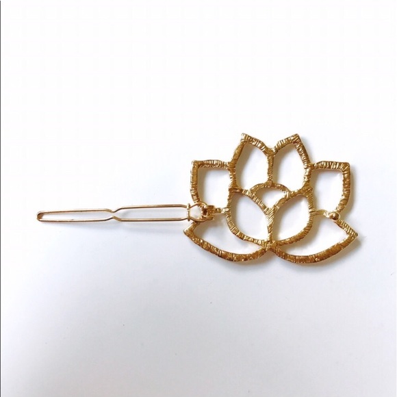 Gold Lotus Flower Hair Clip - Picture 4 of 4